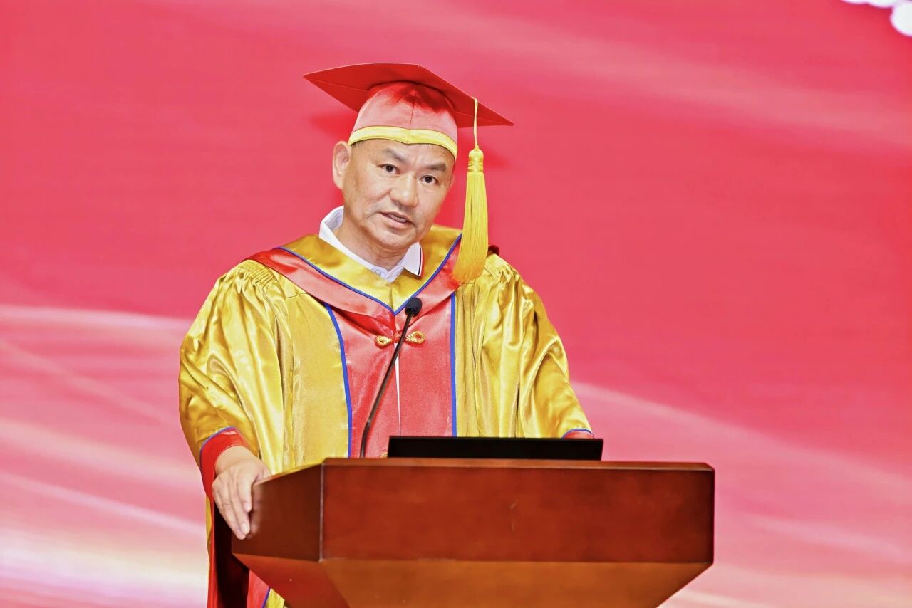 谭蔚泓院士：你的世界你定义