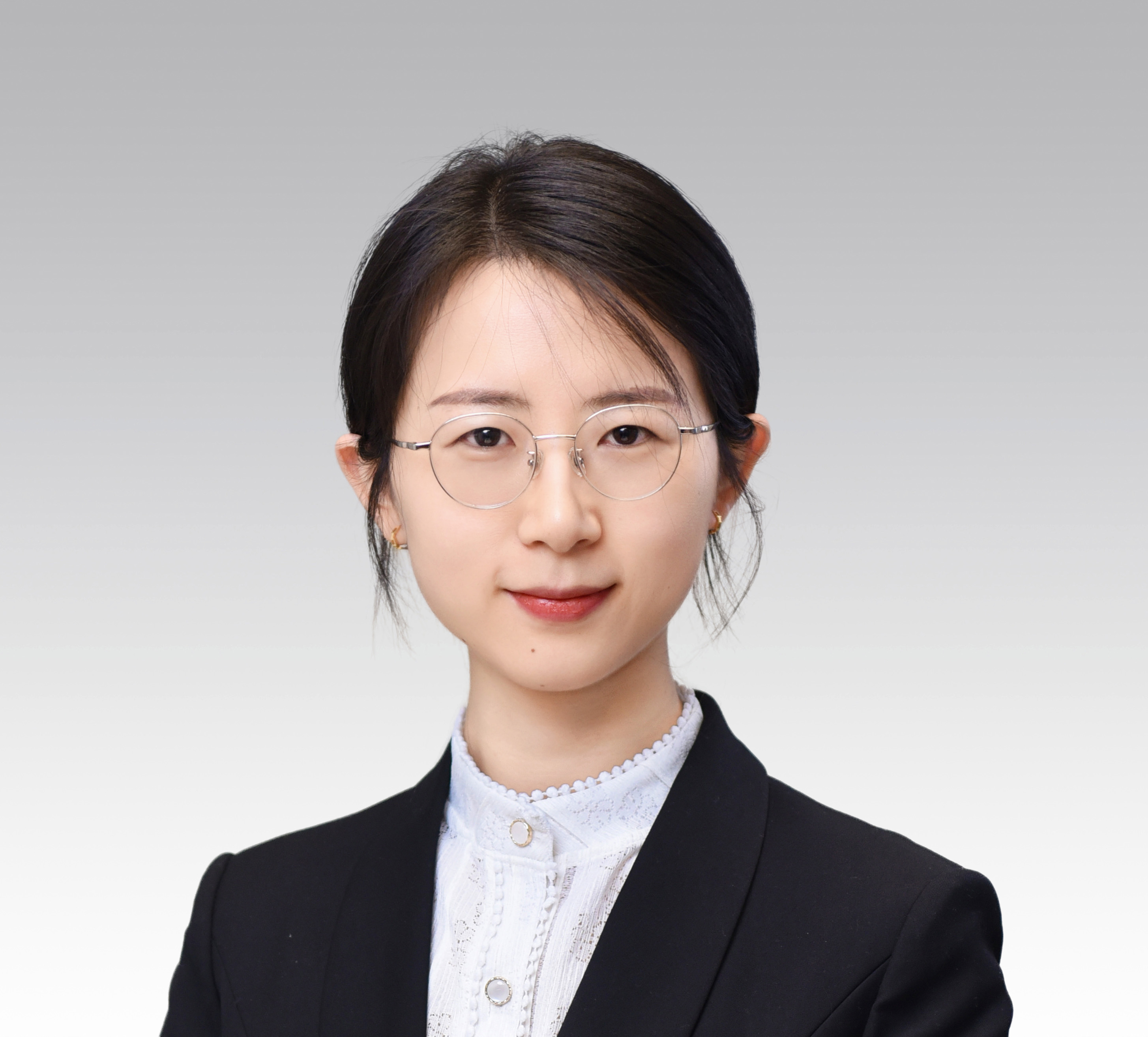 李姗